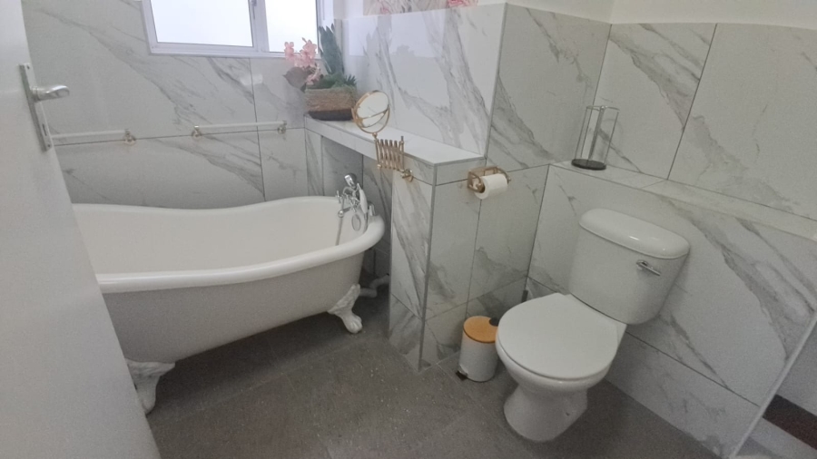 3 Bedroom Property for Sale in Van Ryneveld Western Cape